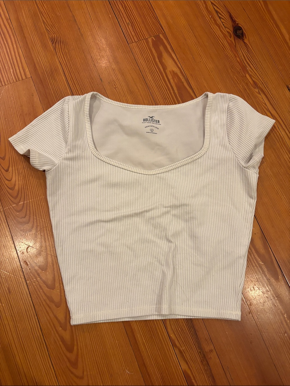Hollister White Ribbed Scoop-Neck Crop Top